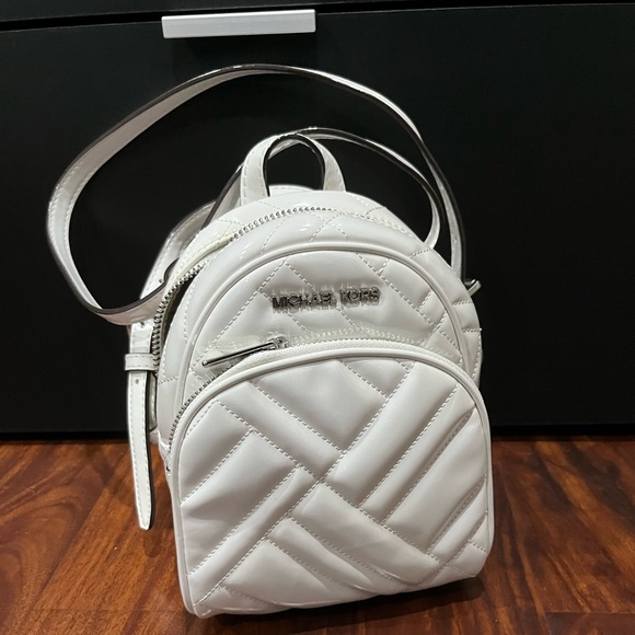 MK mini backpack - Picture 2 of 4